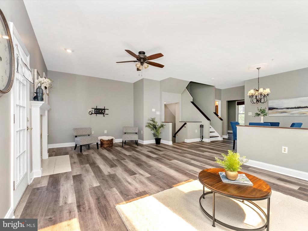 109 Rock Creek Ct