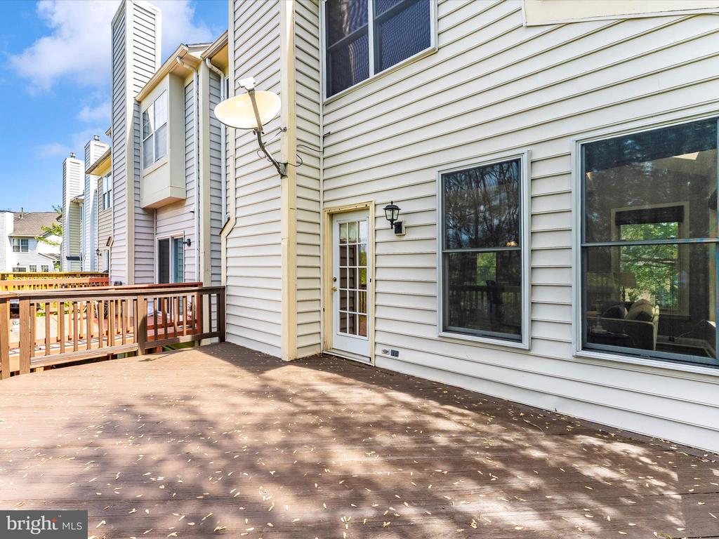 109 Rock Creek Ct