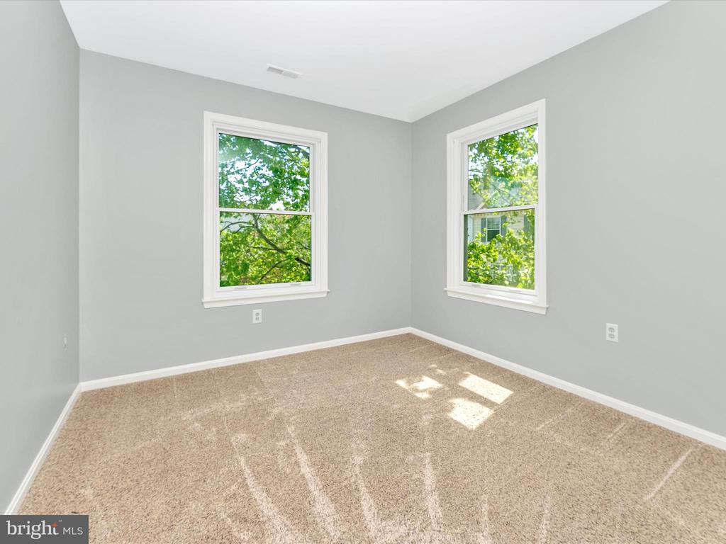 109 Rock Creek Ct