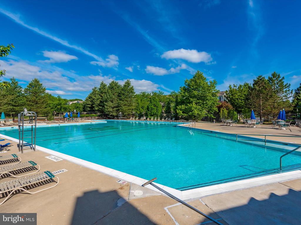 109 Rock Creek Ct