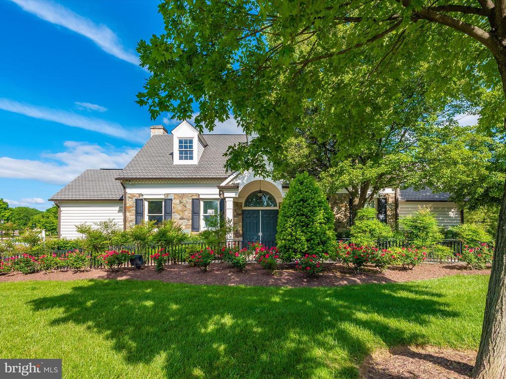 109 Rock Creek Ct