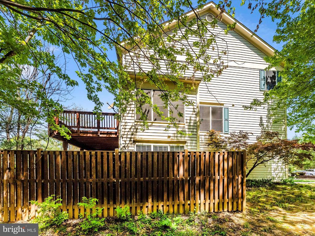 109 Rock Creek Ct