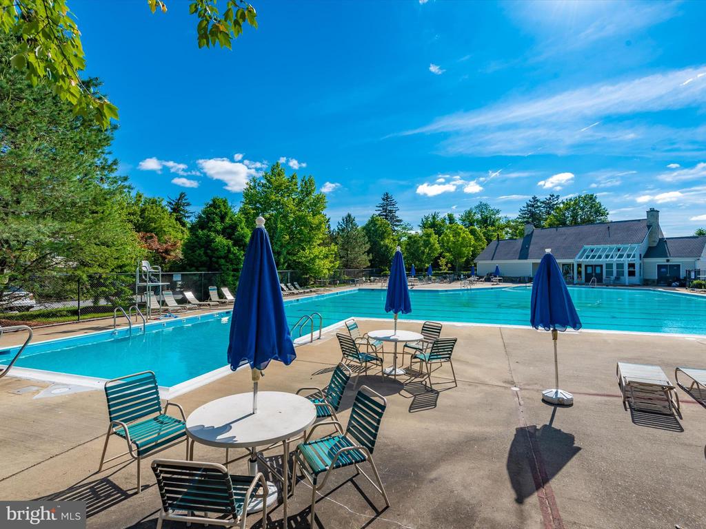 109 Rock Creek Ct
