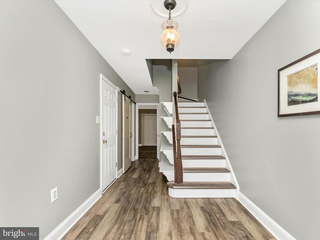 109 Rock Creek Ct