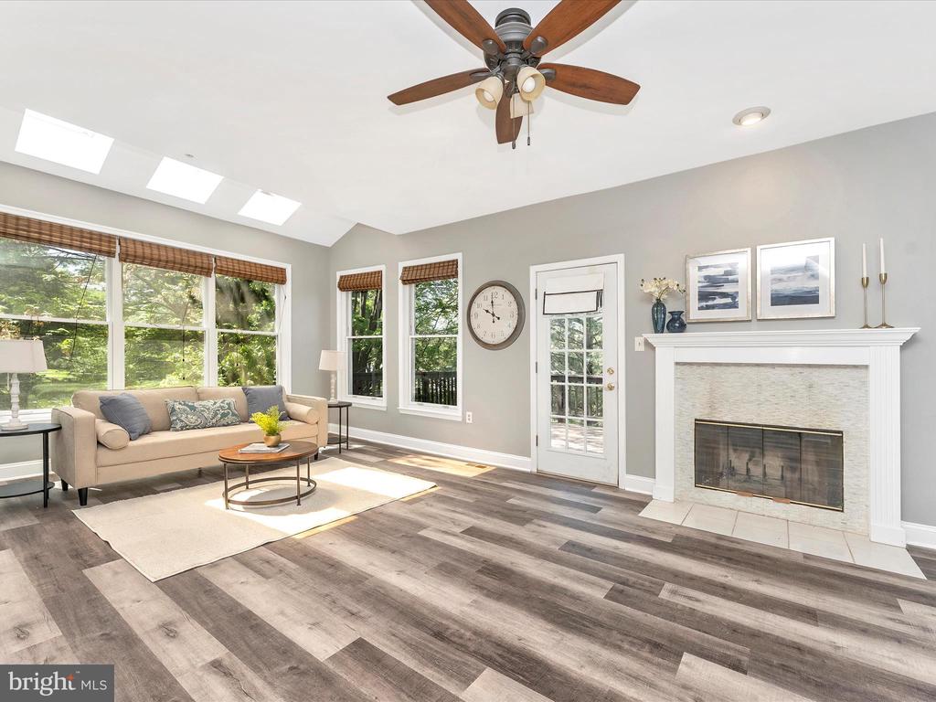 109 Rock Creek Ct