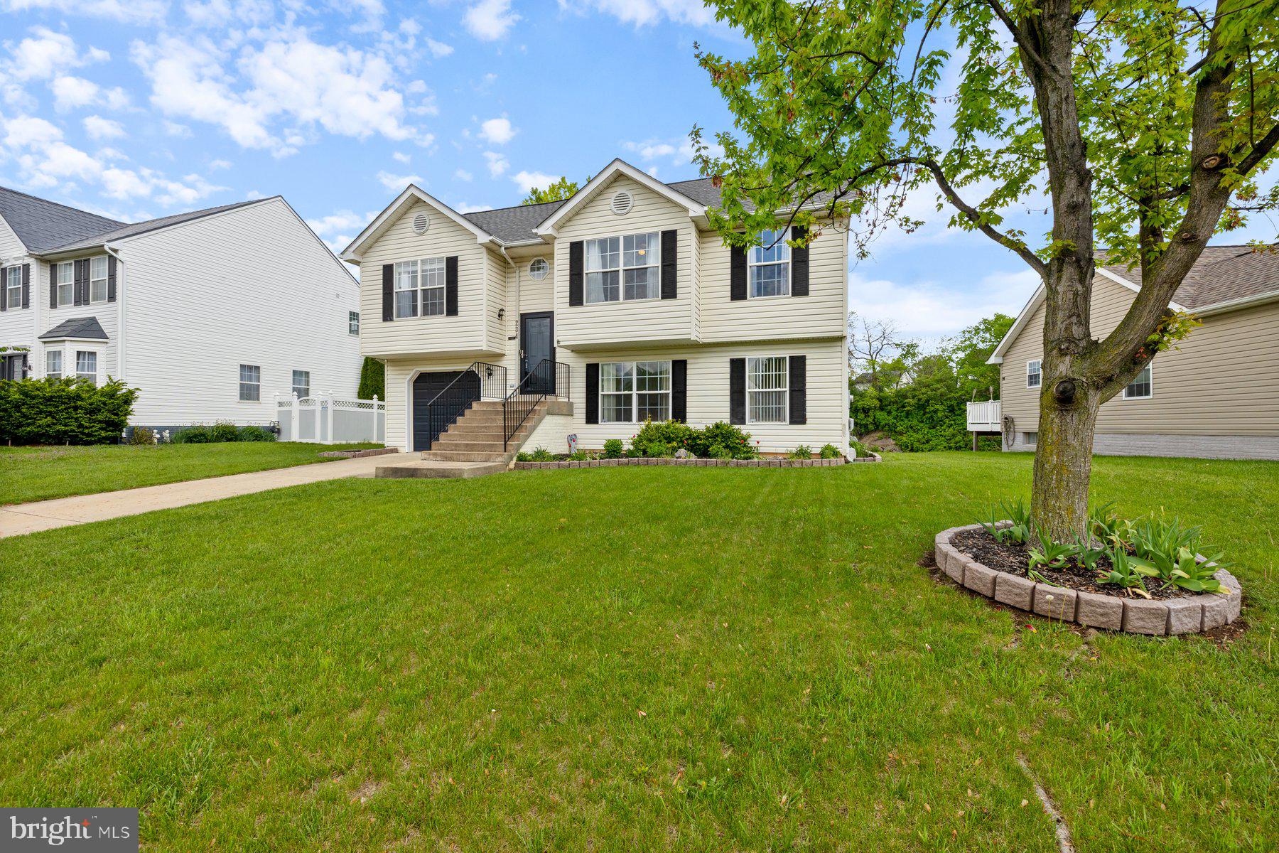 234 Lake Coventry Dr
