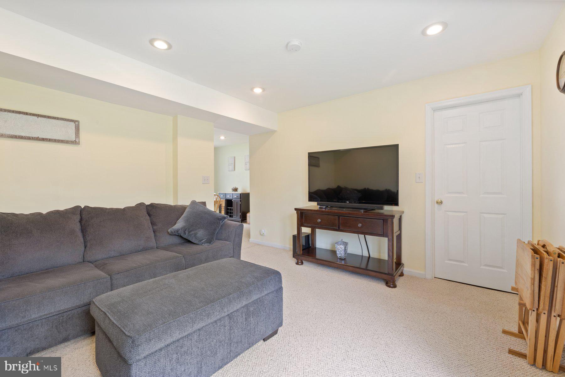 234 Lake Coventry Dr