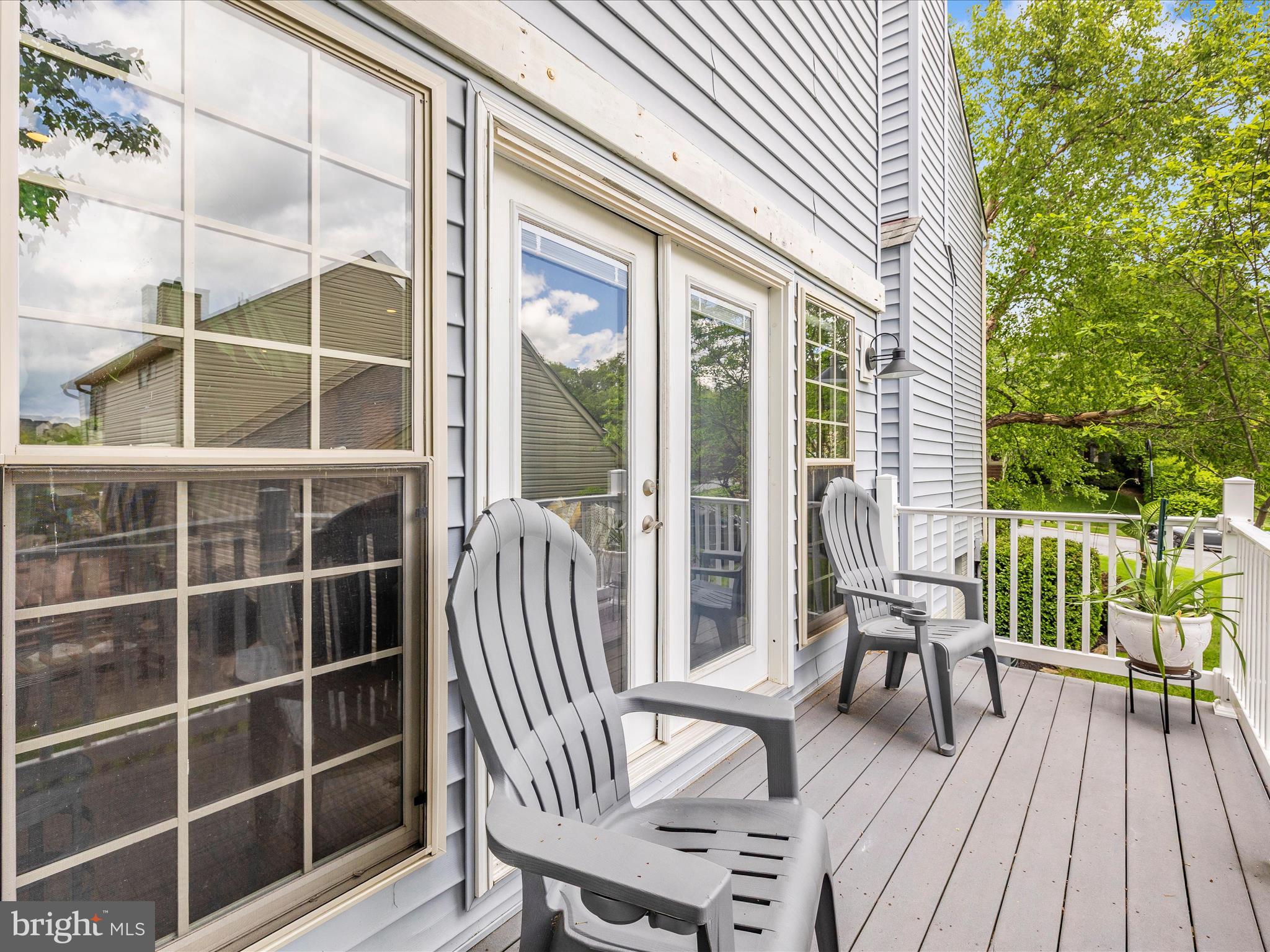 10403 Farmview Ct