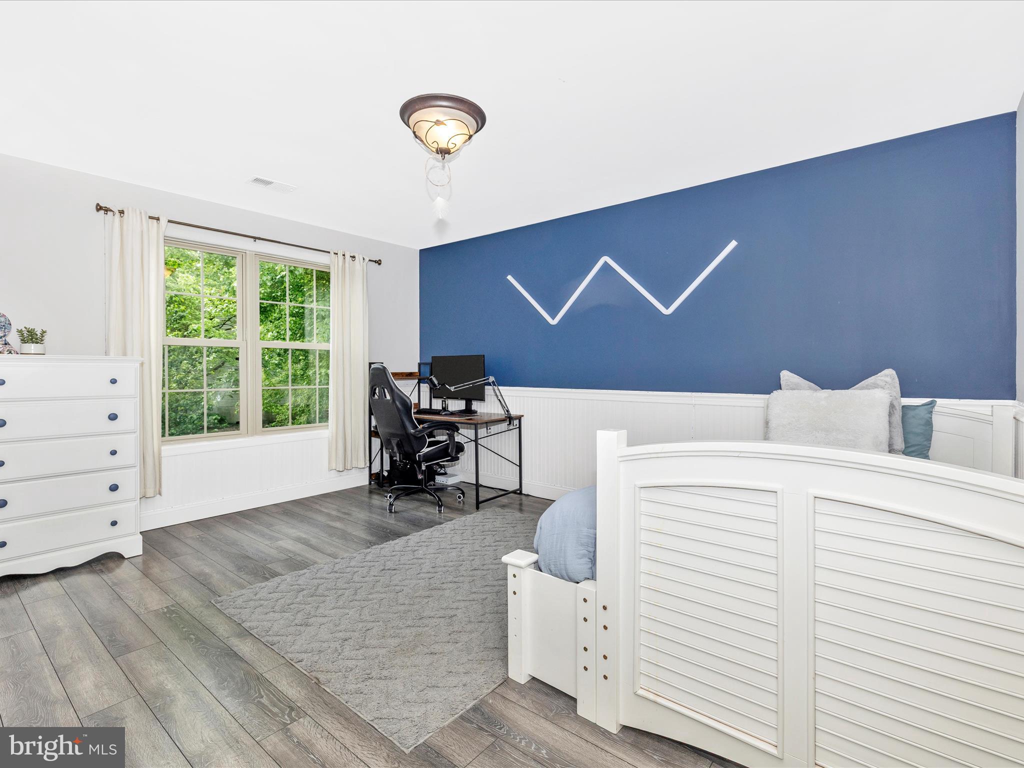 10403 Farmview Ct