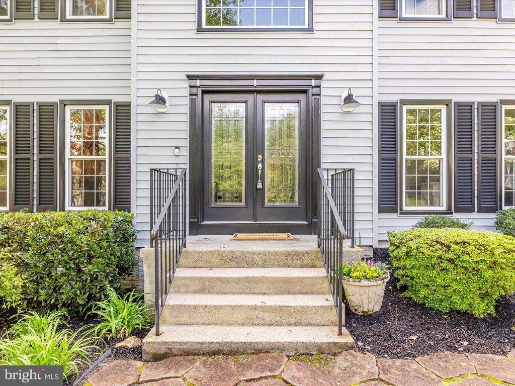 10403 Farmview Ct