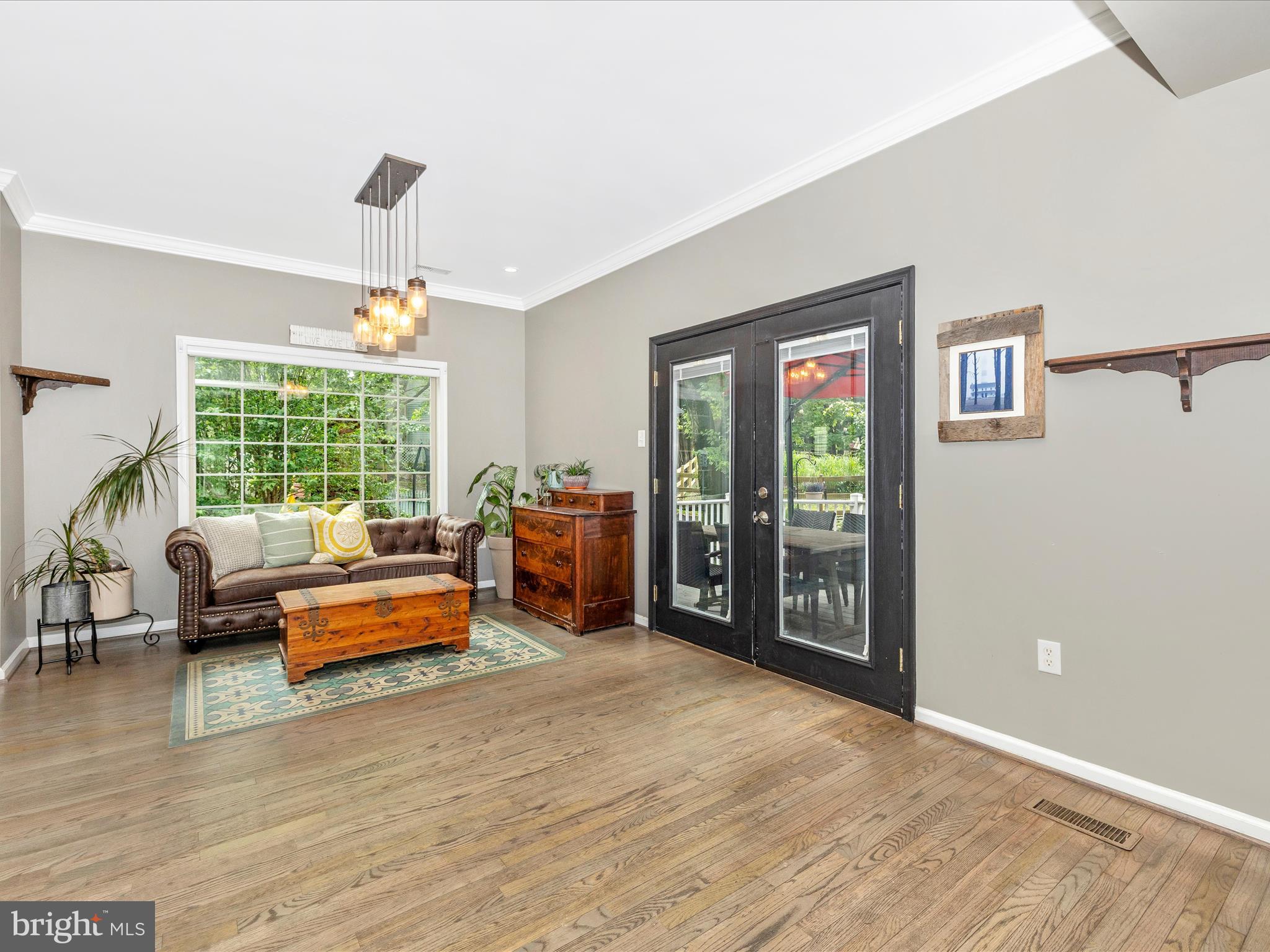 10403 Farmview Ct