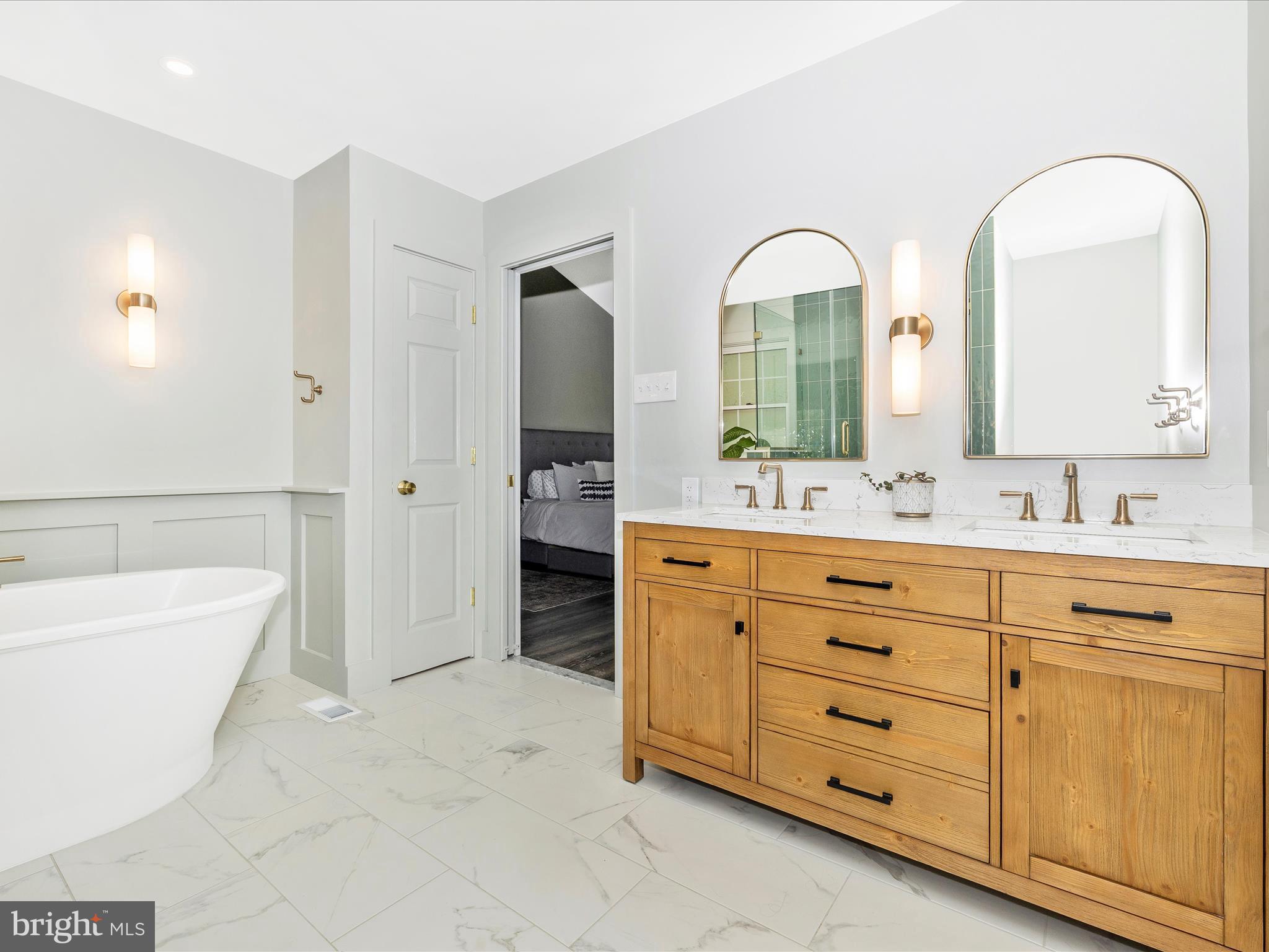 10403 Farmview Ct