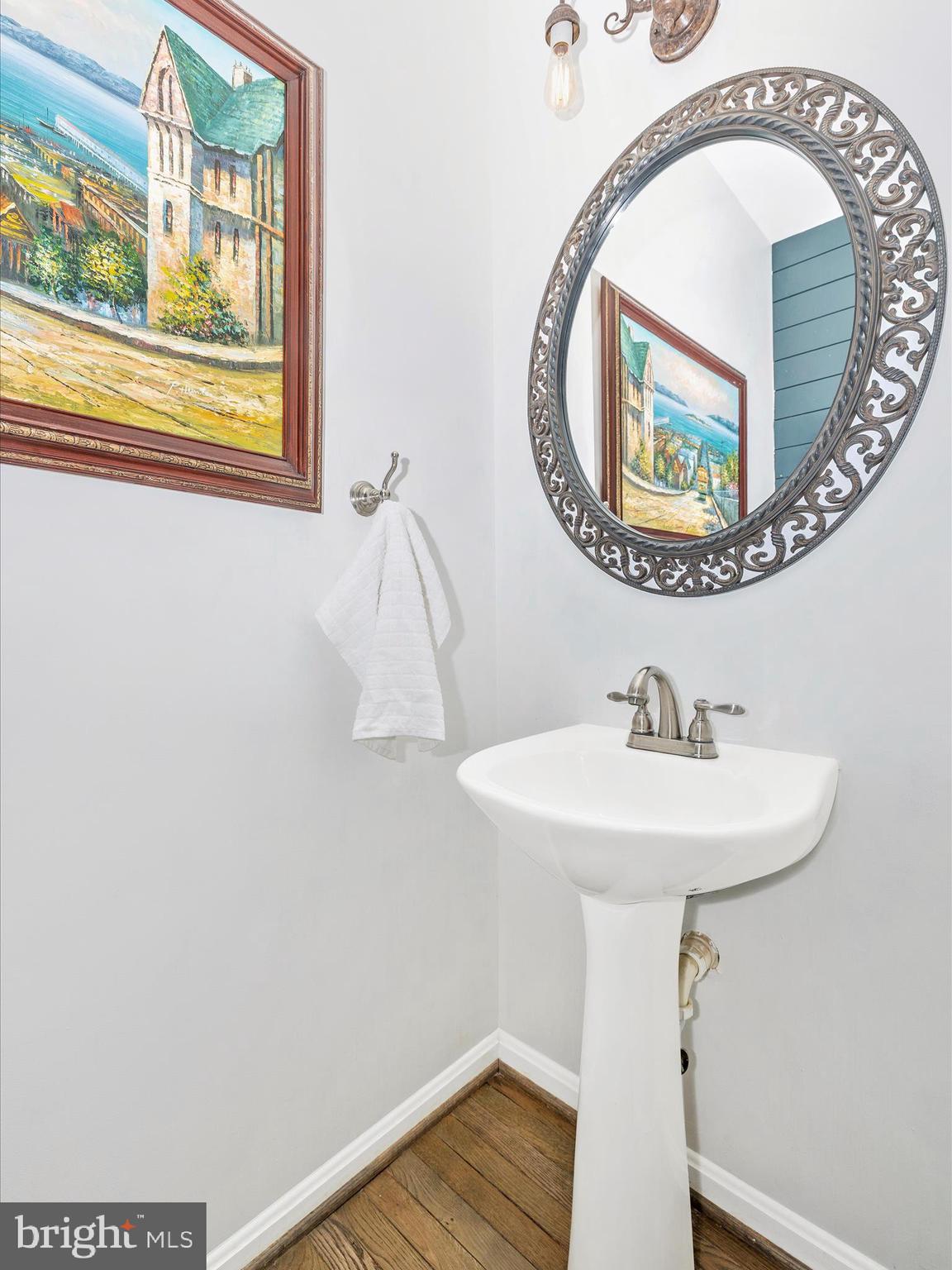 10403 Farmview Ct