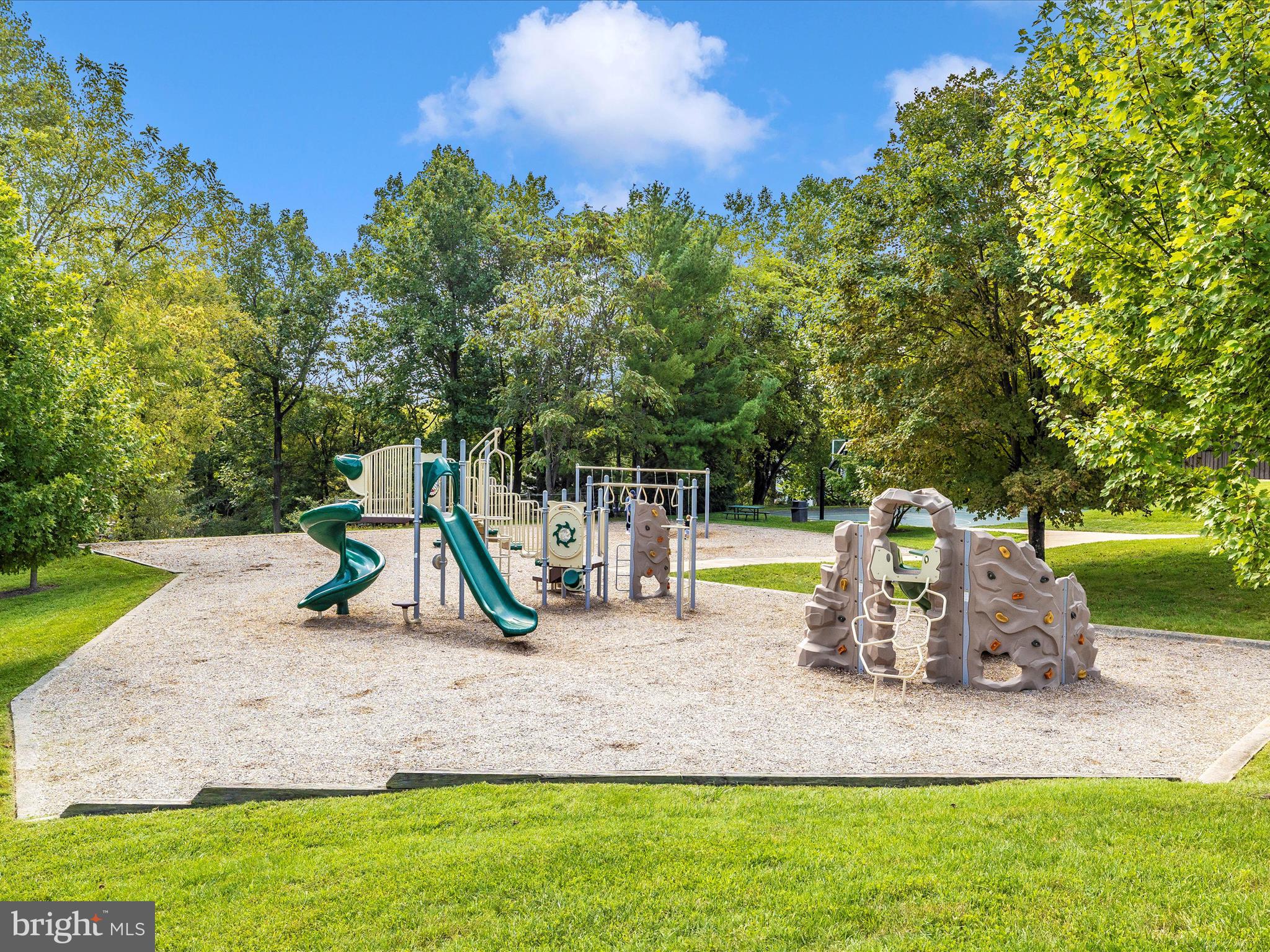 10403 Farmview Ct