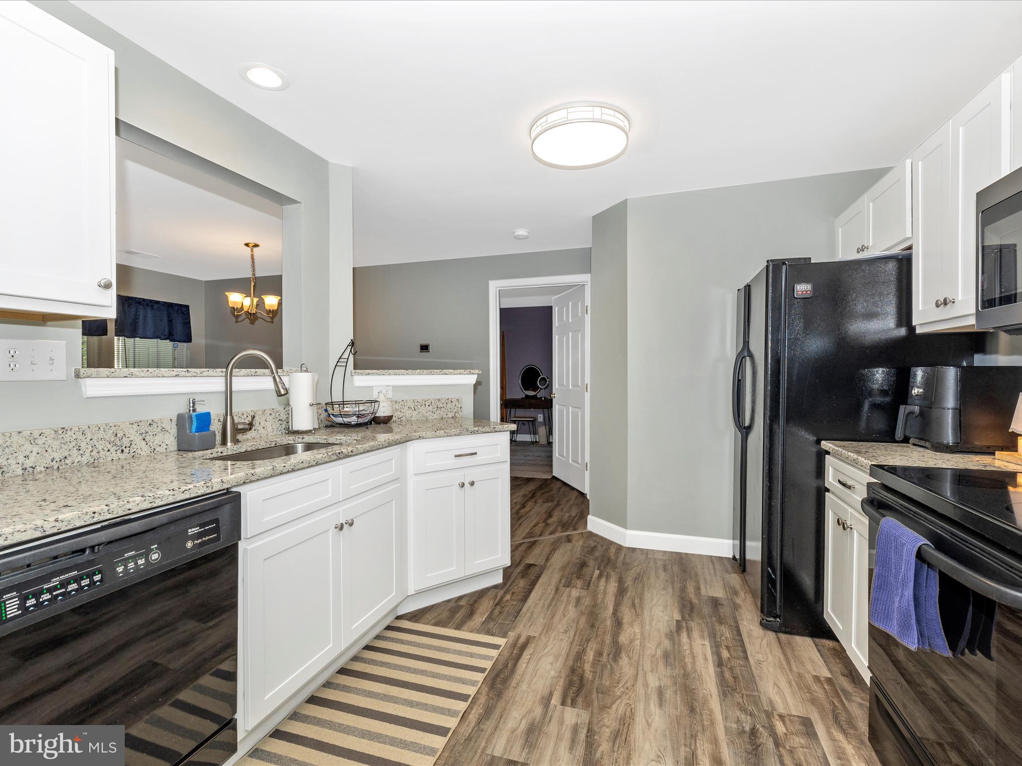 500 BRADLEY COURT 4C