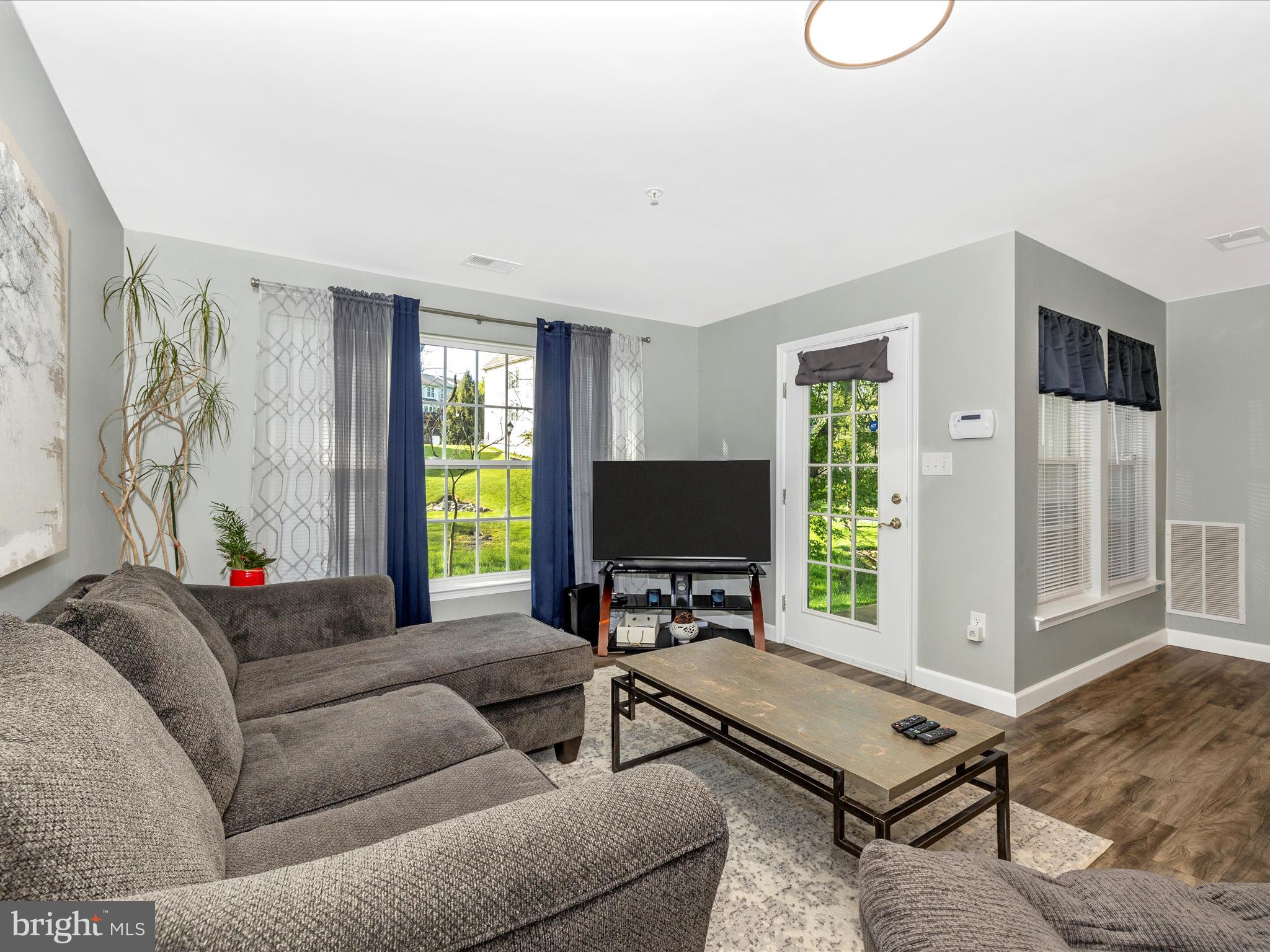 500 BRADLEY COURT 4C