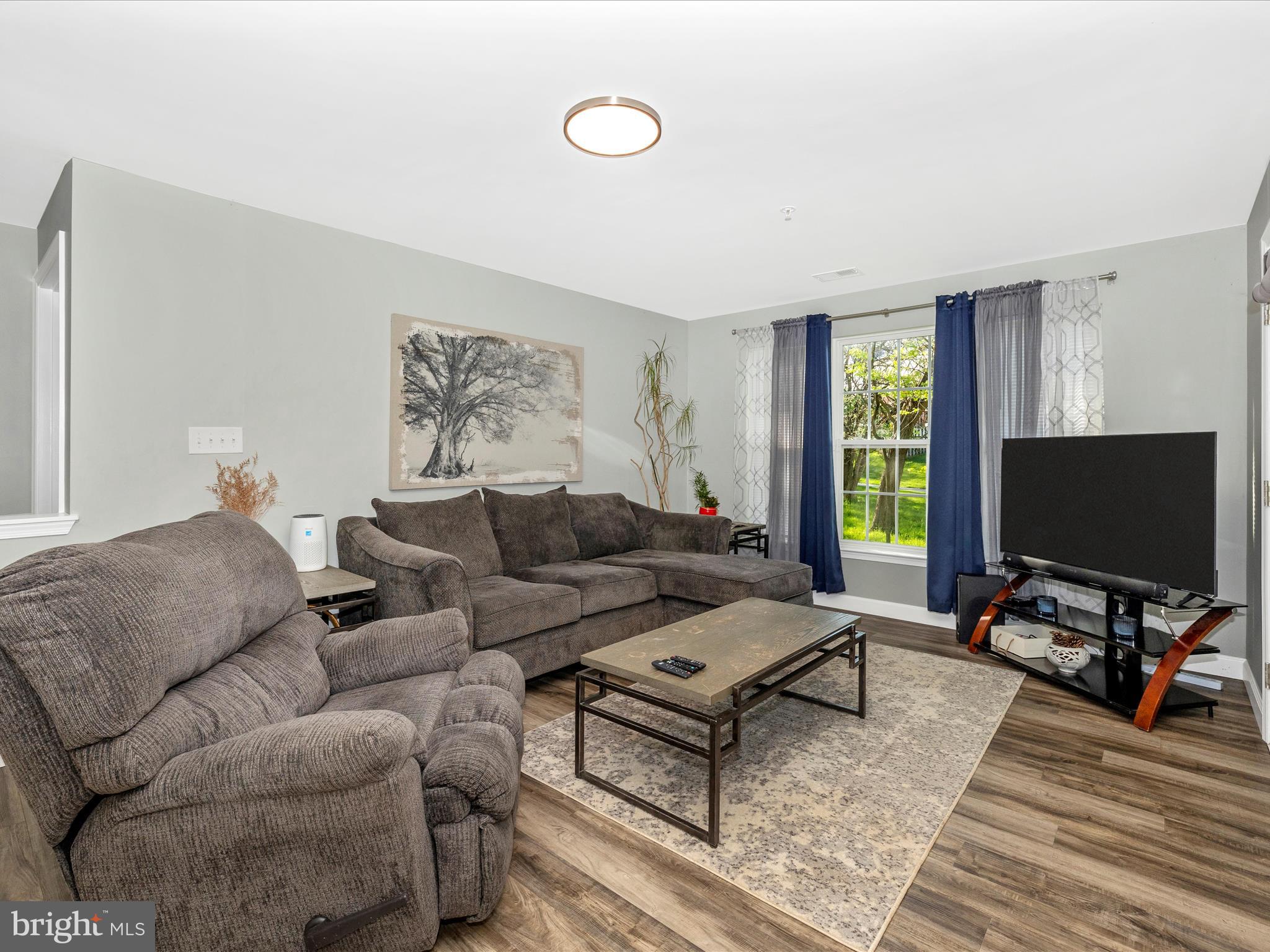 500 BRADLEY COURT 4C