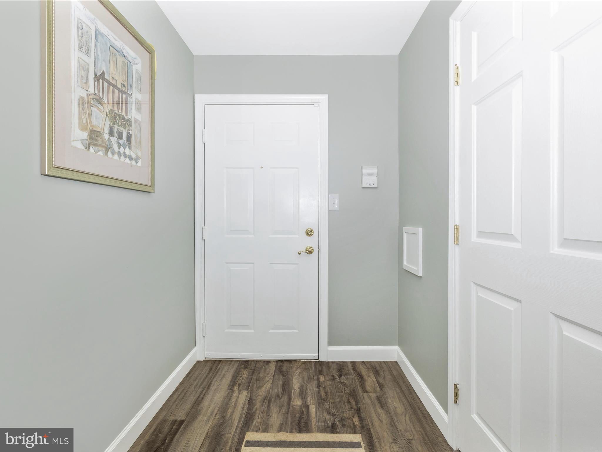 500 BRADLEY COURT 4C