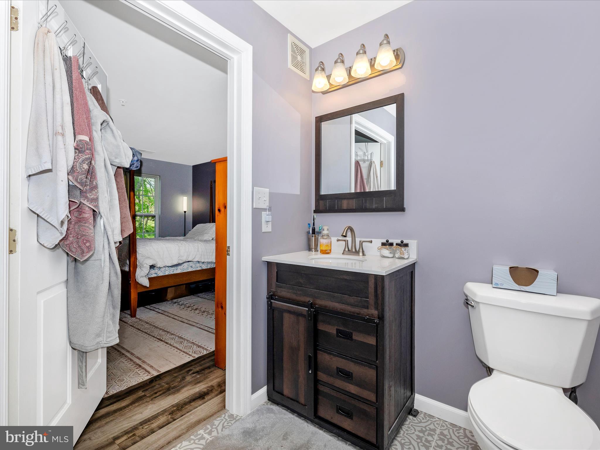 500 BRADLEY COURT 4C