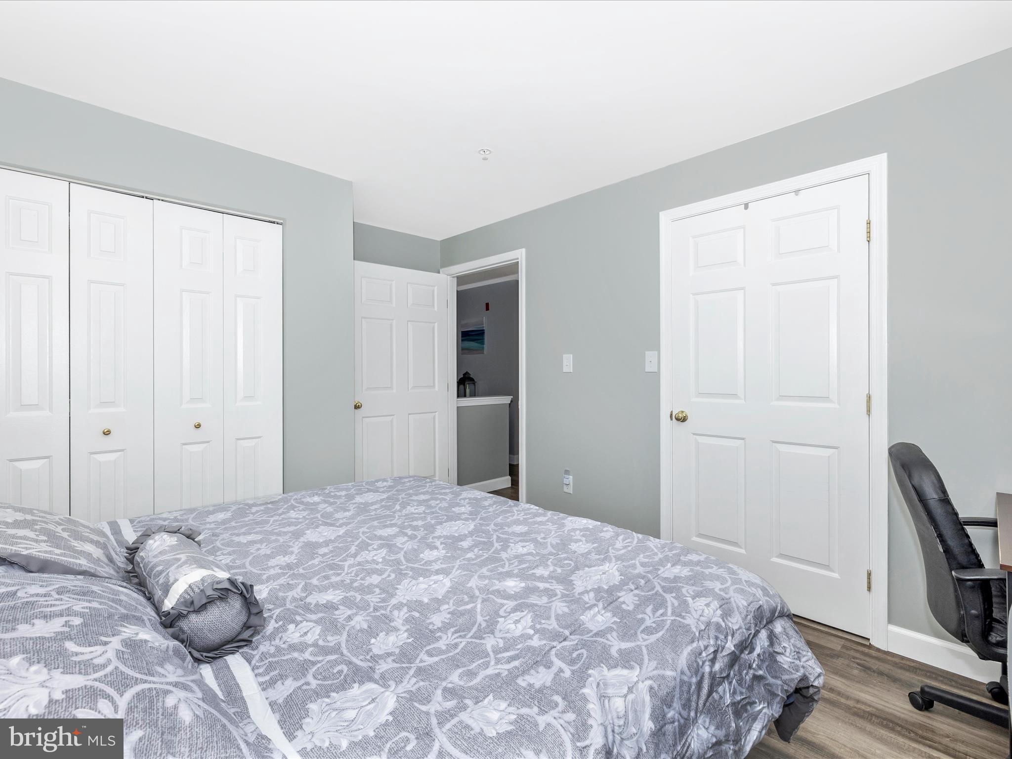 500 BRADLEY COURT 4C