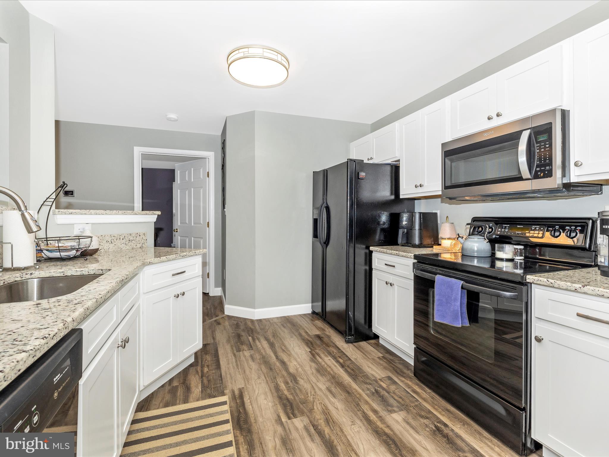 500 BRADLEY COURT 4C