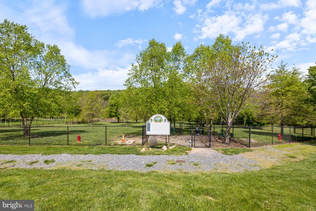 6212 Illinois Ct