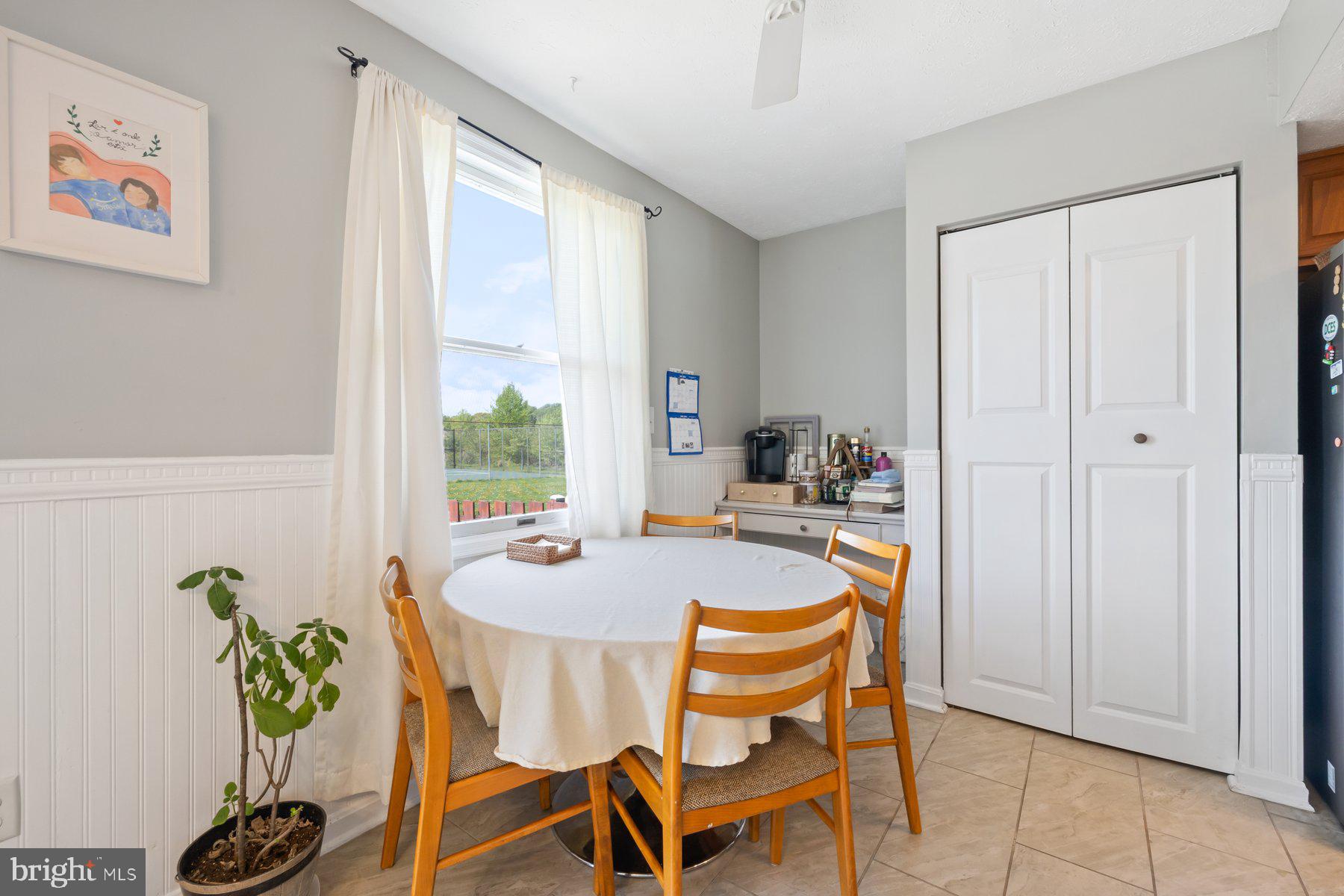 6212 Illinois Ct