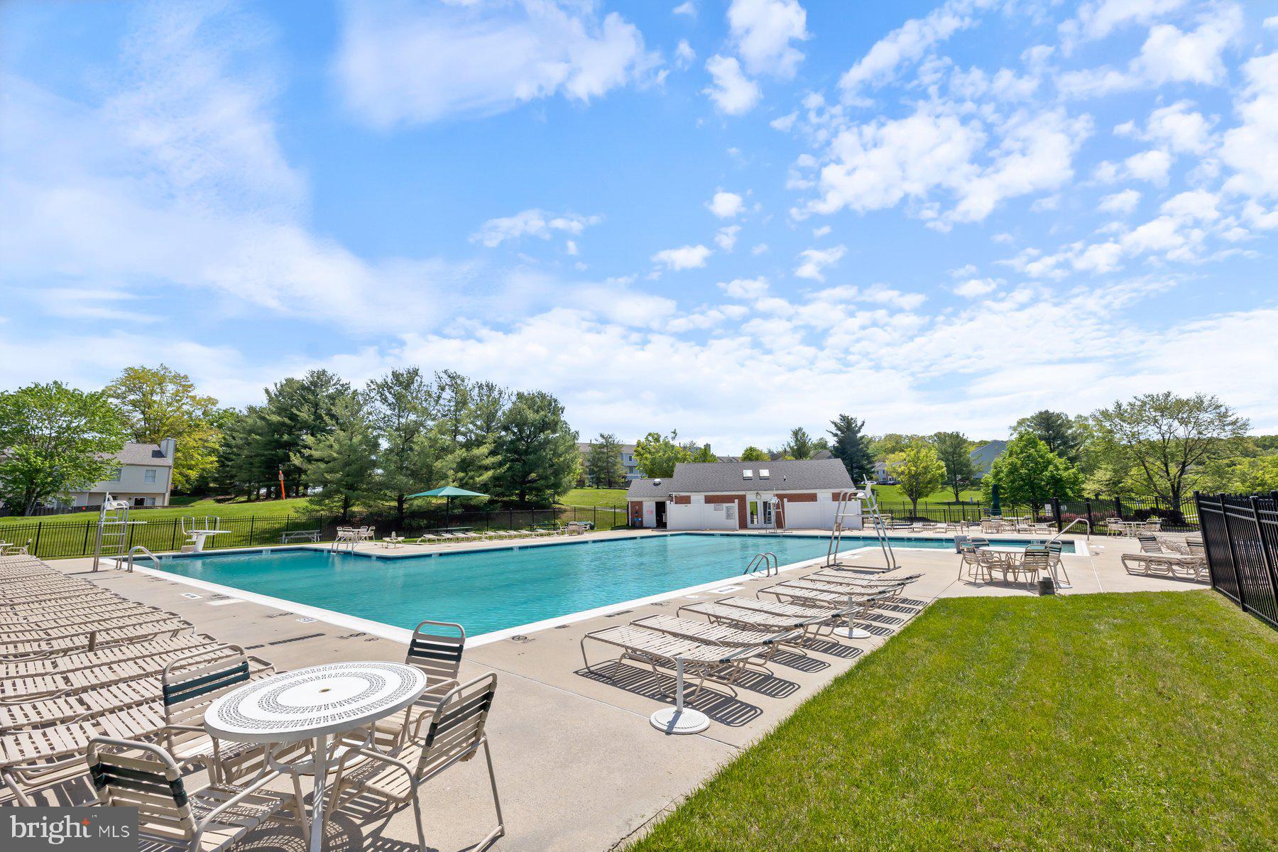 6212 Illinois Ct