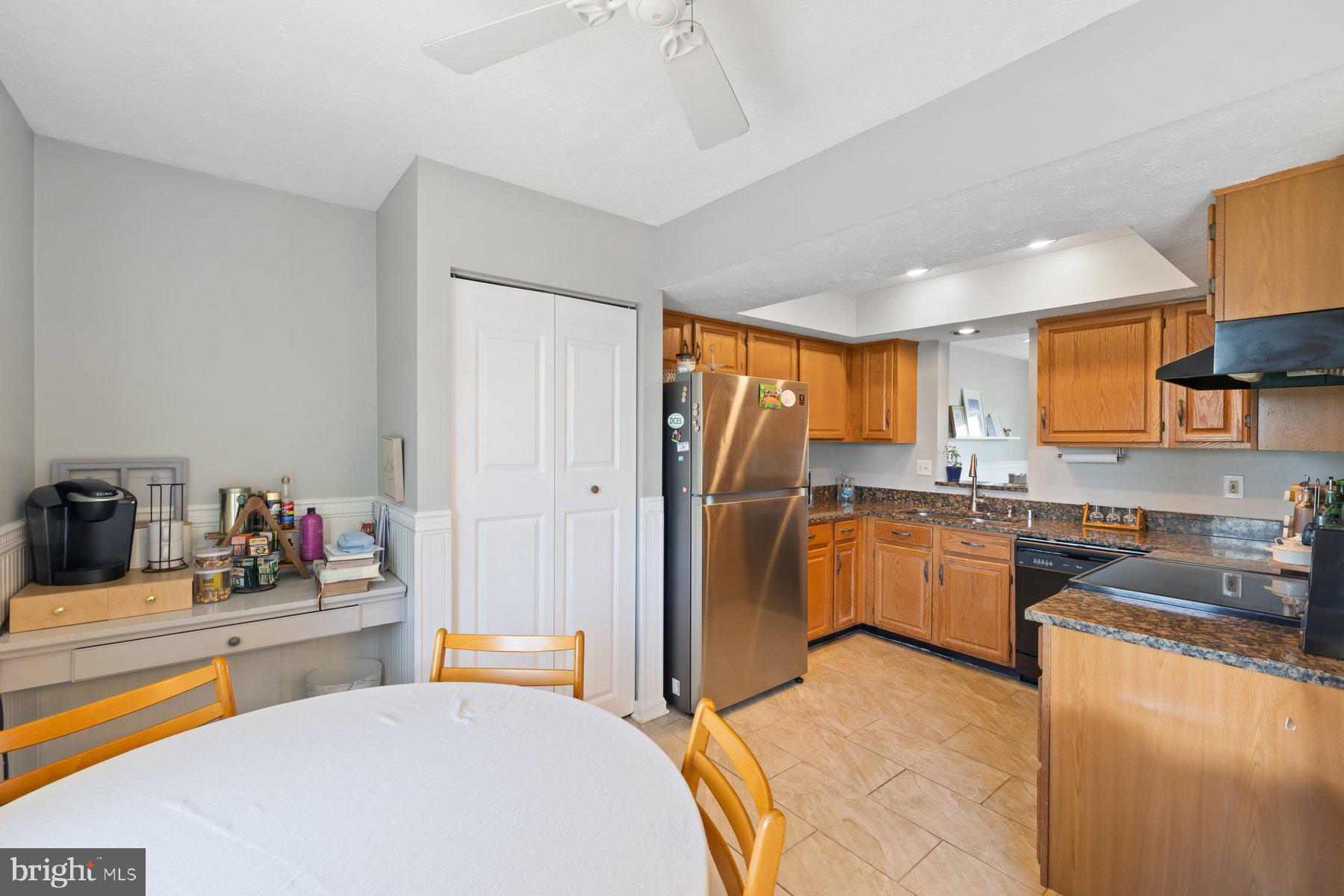 6212 Illinois Ct