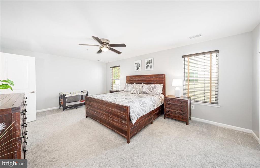 5842 Broad Branch Way