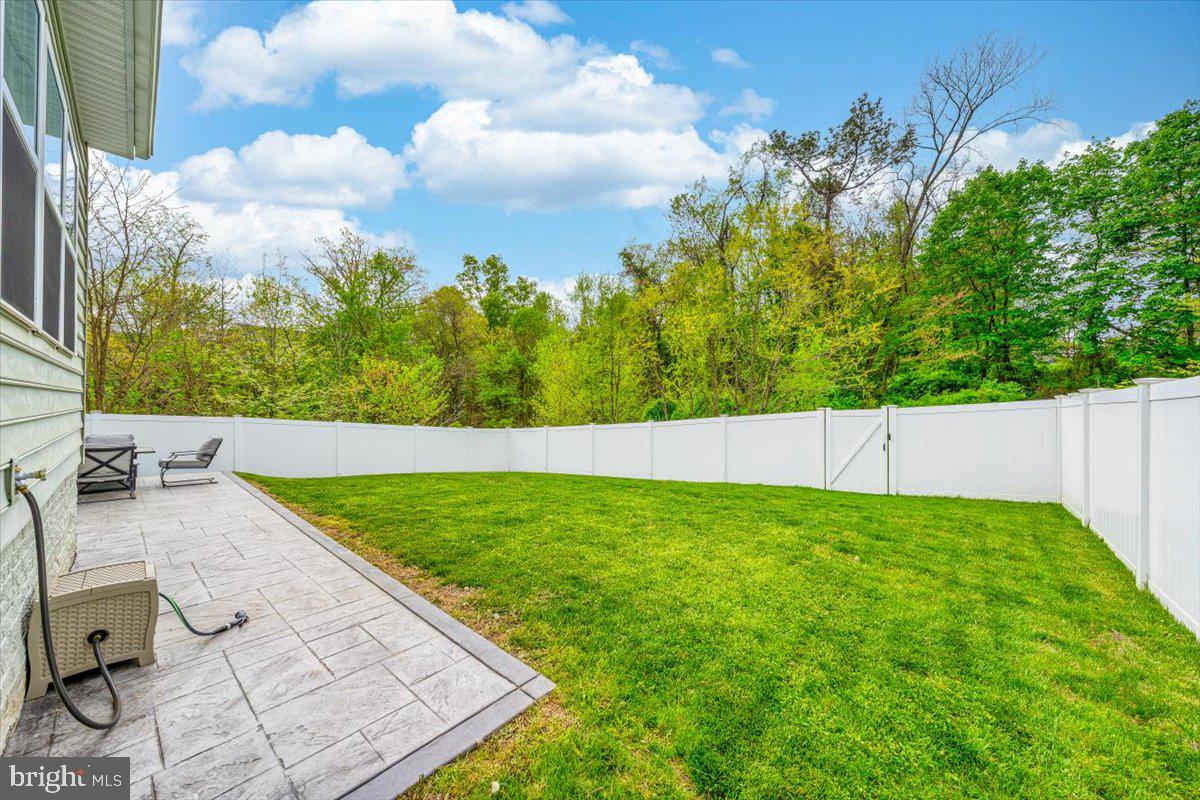 5842 Broad Branch Way