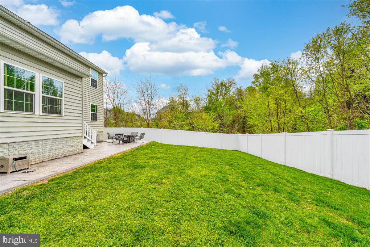 5842 Broad Branch Way