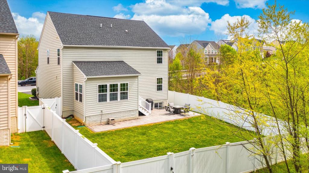 5842 Broad Branch Way