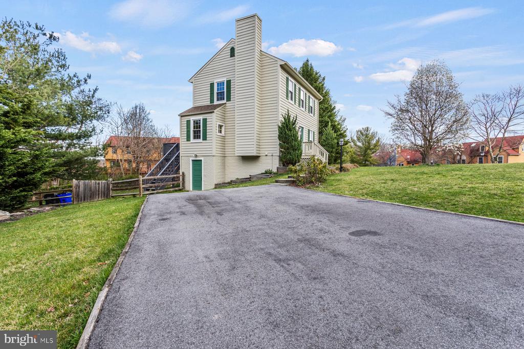 10610 HIGH BEACH CT