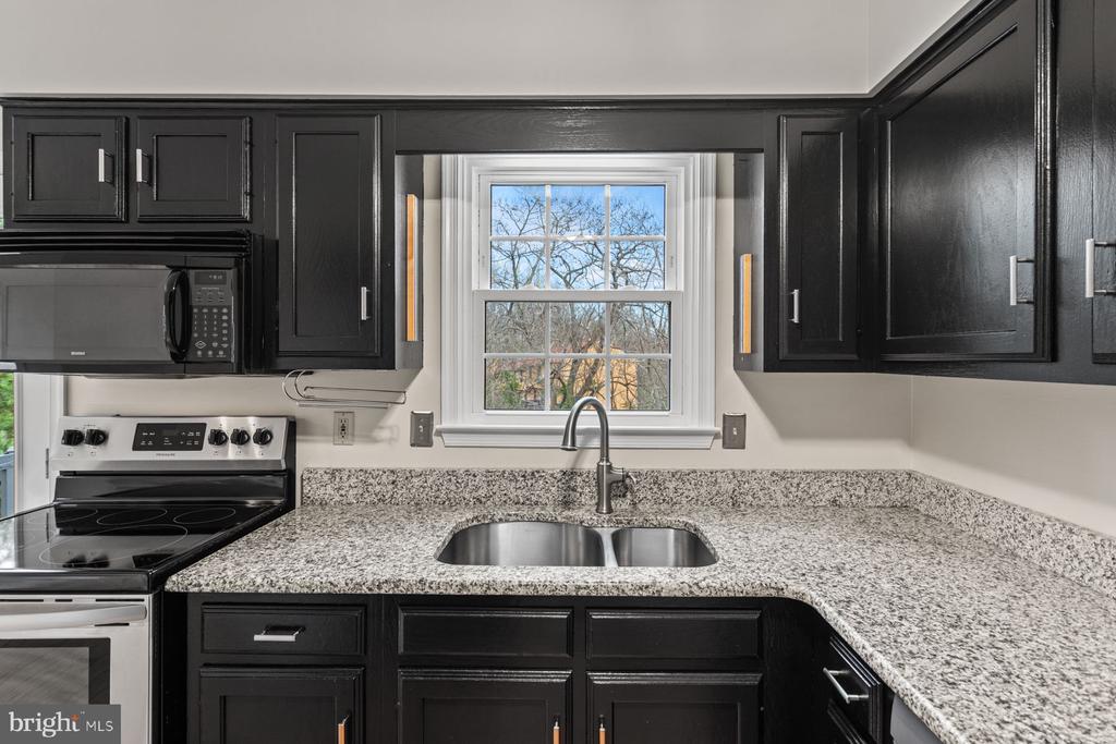 10610 HIGH BEACH CT