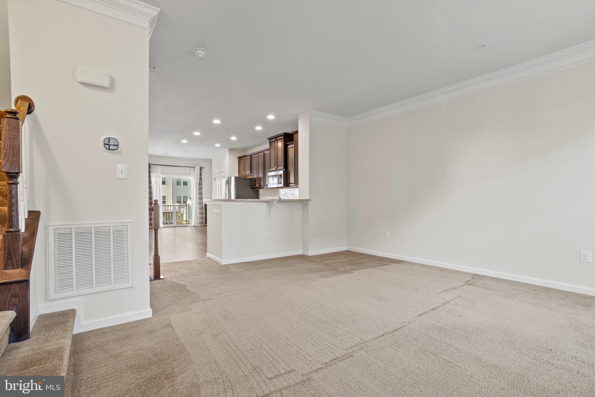 6405 WALCOTT LN