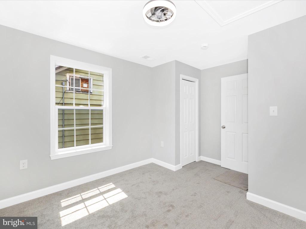 4330 Buckeystown Pike