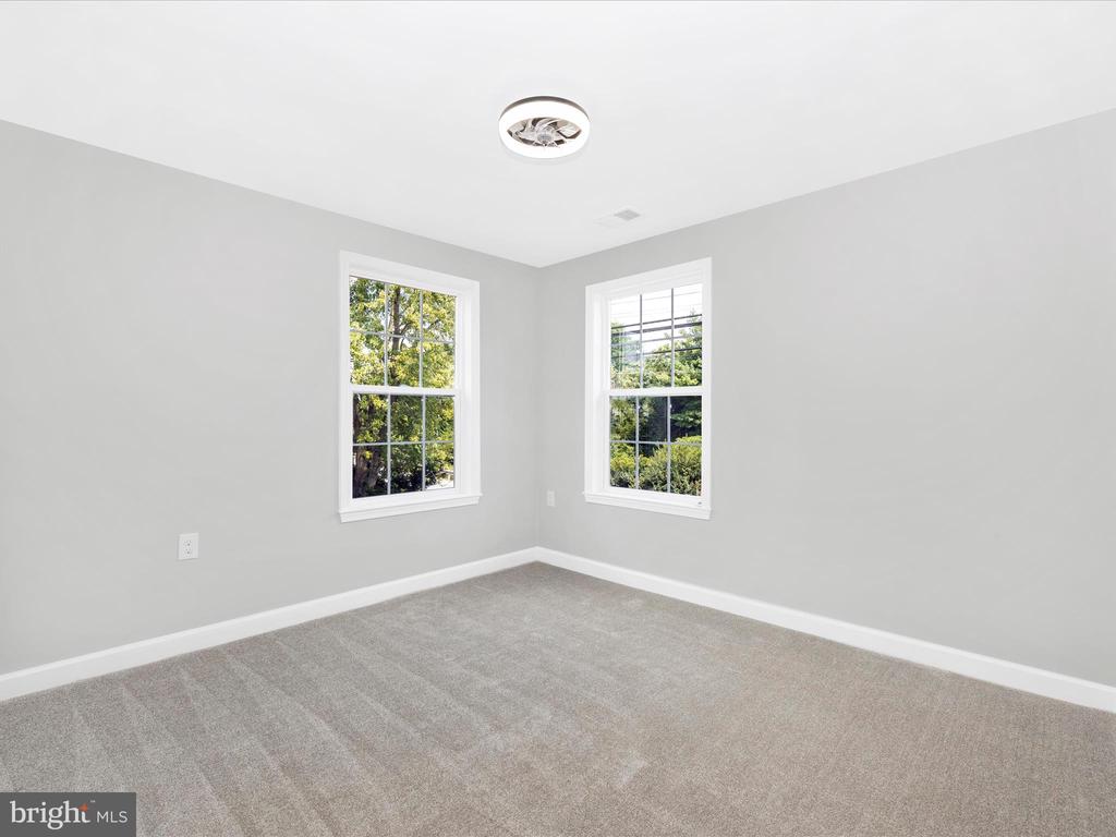 4330 Buckeystown Pike