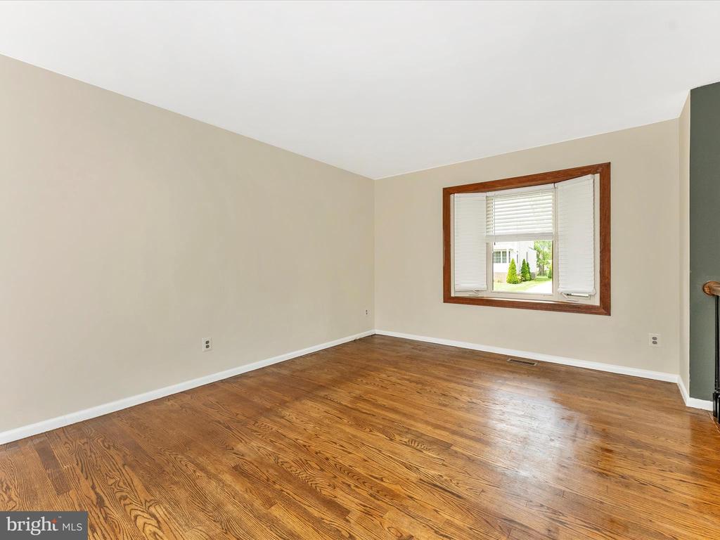 14 NORVA AVENUE