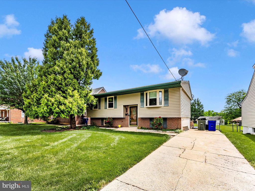 14 NORVA AVENUE