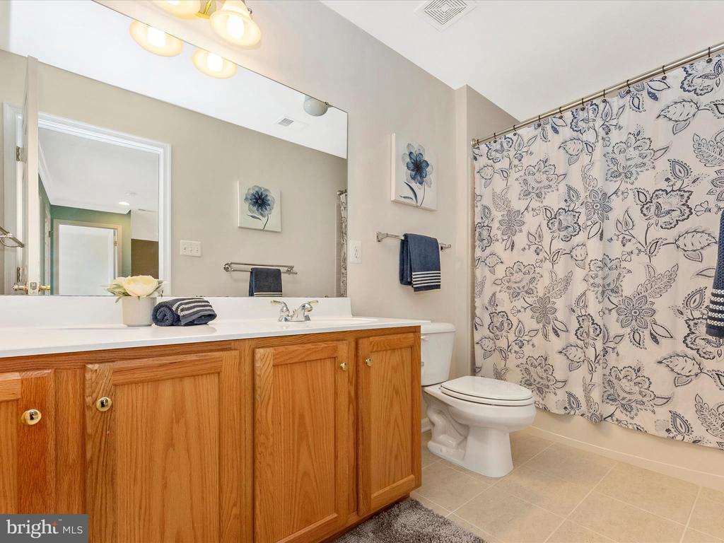 5808 Hollys Way #71