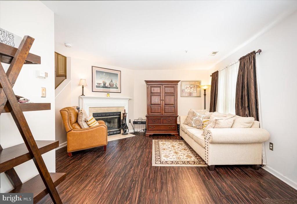 111 Whitestone Way