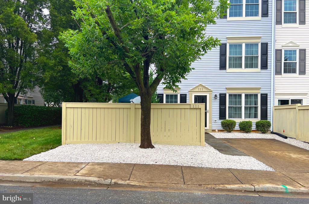 111 Whitestone Way