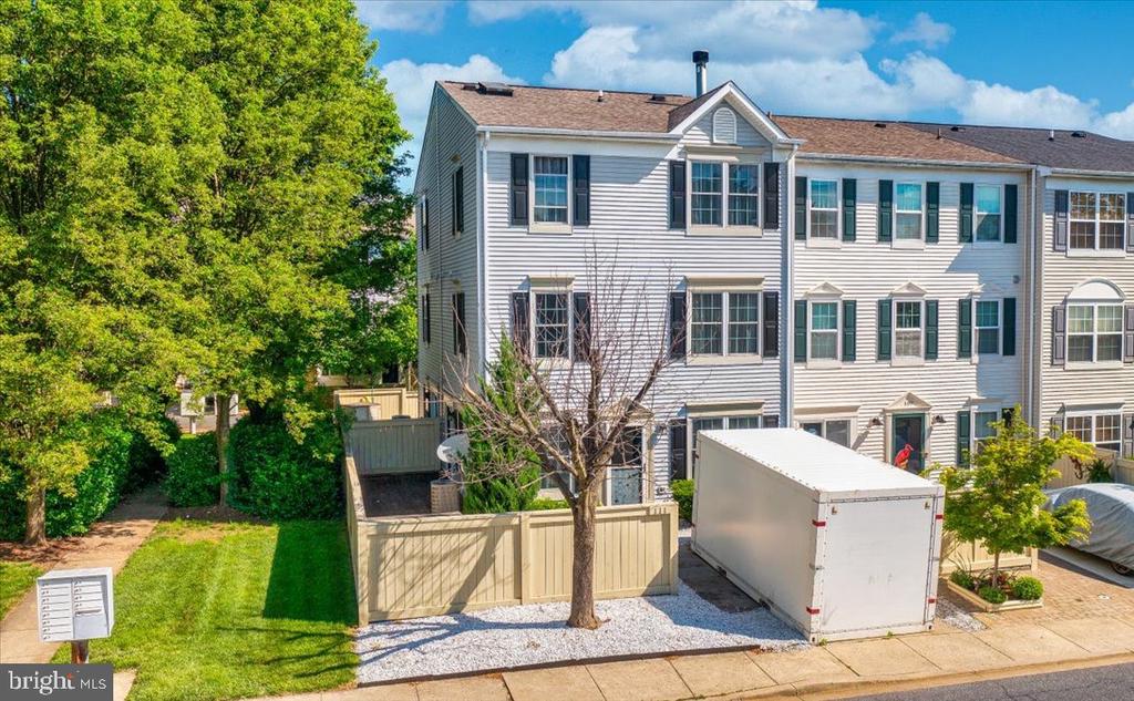 111 Whitestone Way