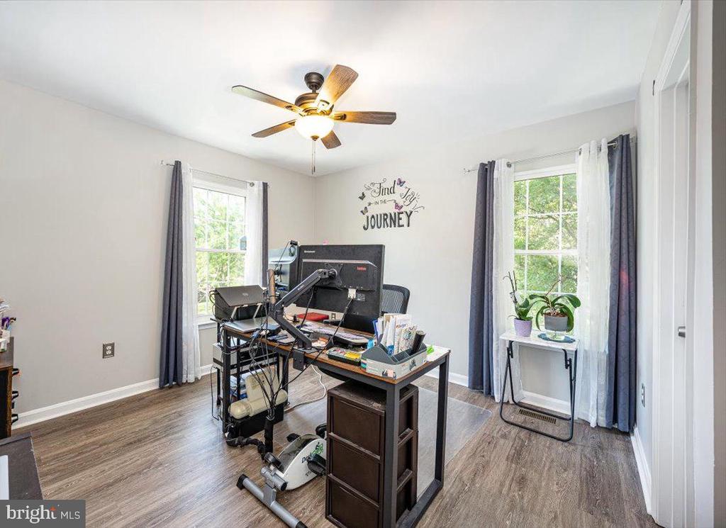 111 Whitestone Way