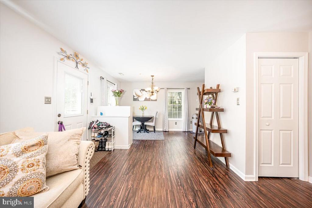 111 Whitestone Way
