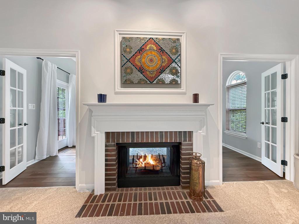 5590 Broadmoor Ter North Ter