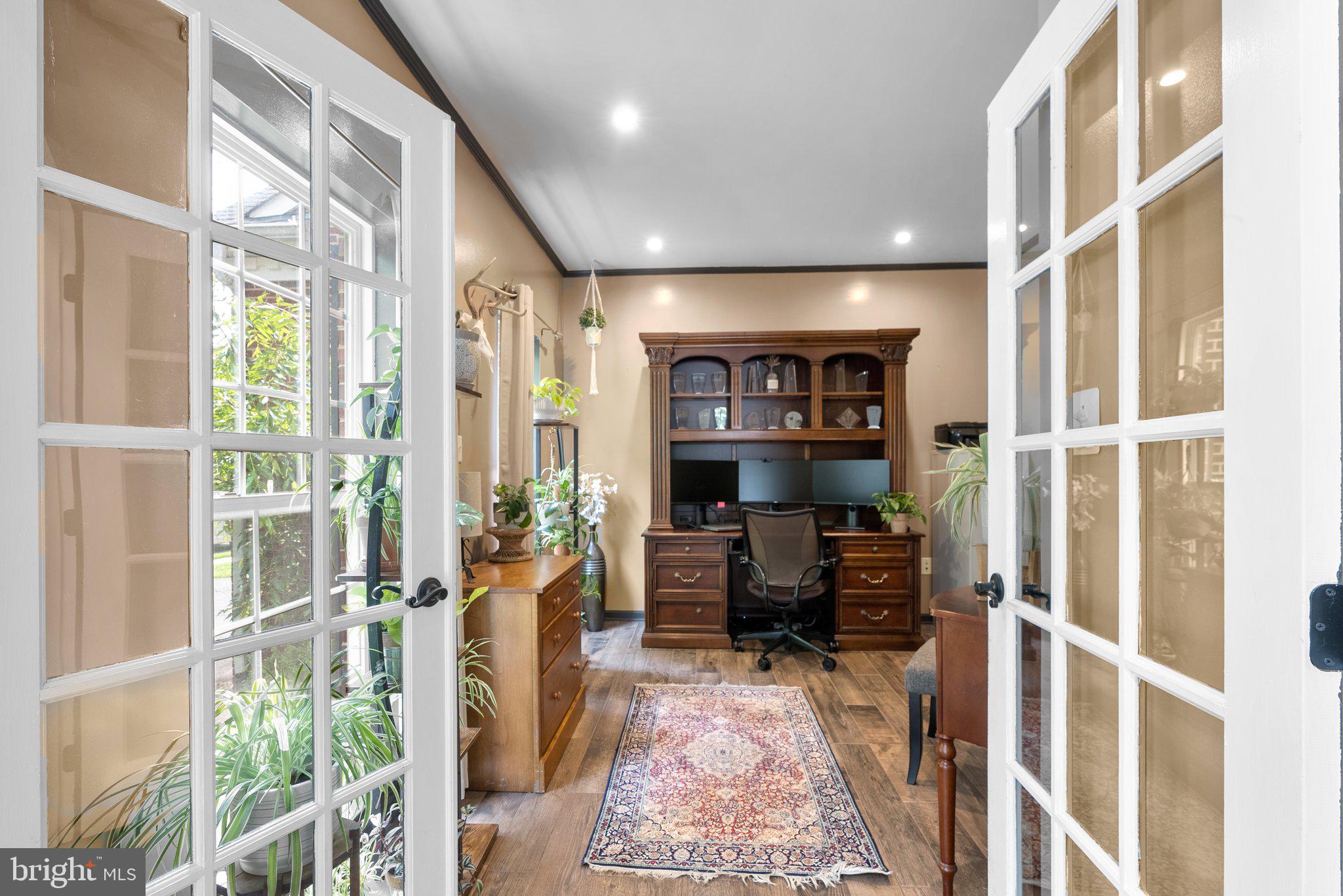 11044 Country Club Rd