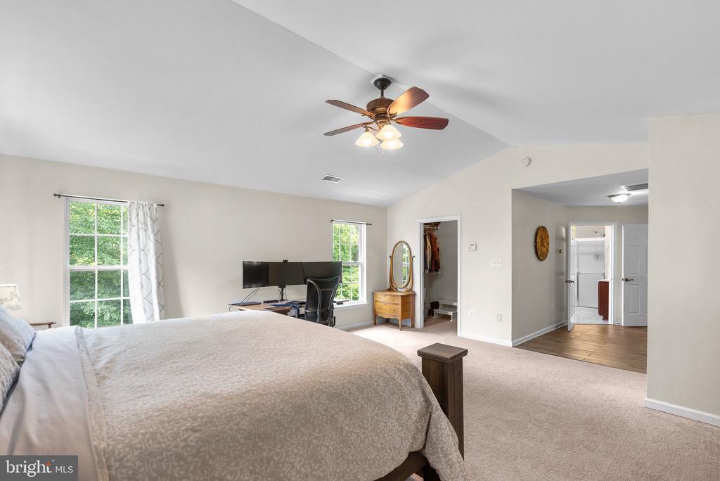 11044 Country Club Rd