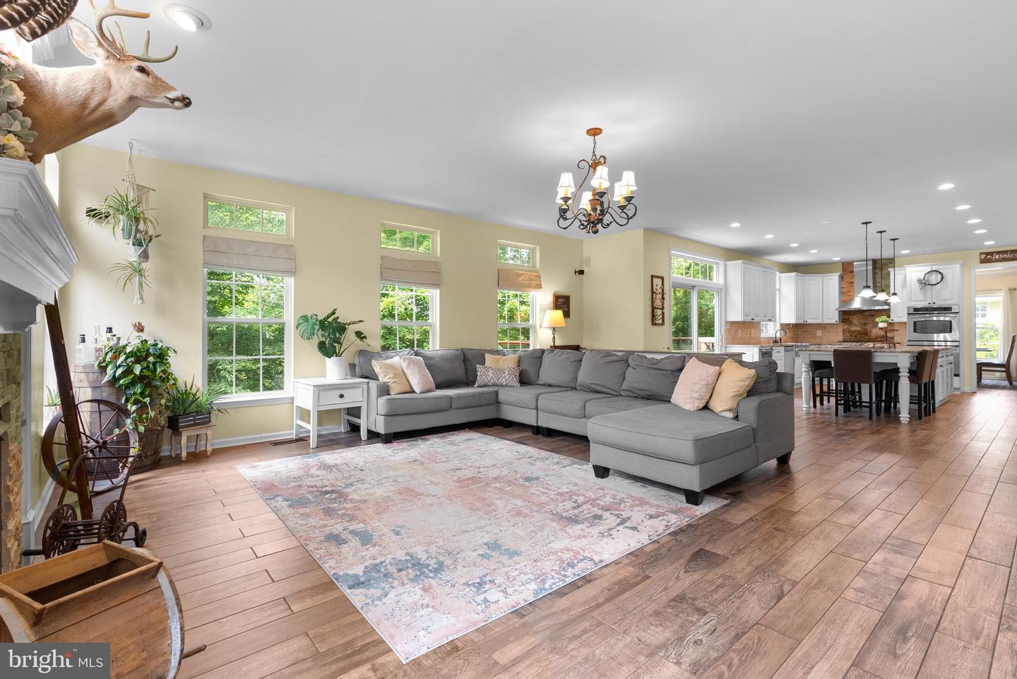 11044 Country Club Rd